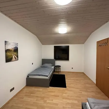 Lägenhet Haus Fuer Monteure & Arbeiter/heppenheim Hang *